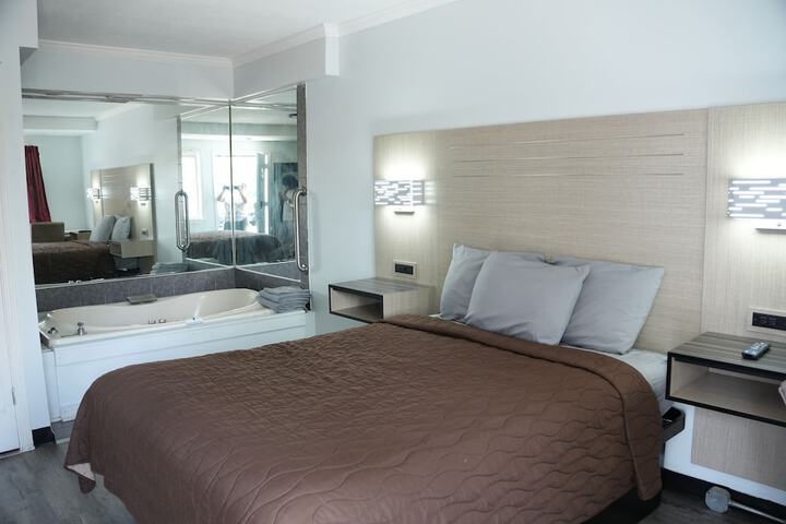 Room 21 of 54