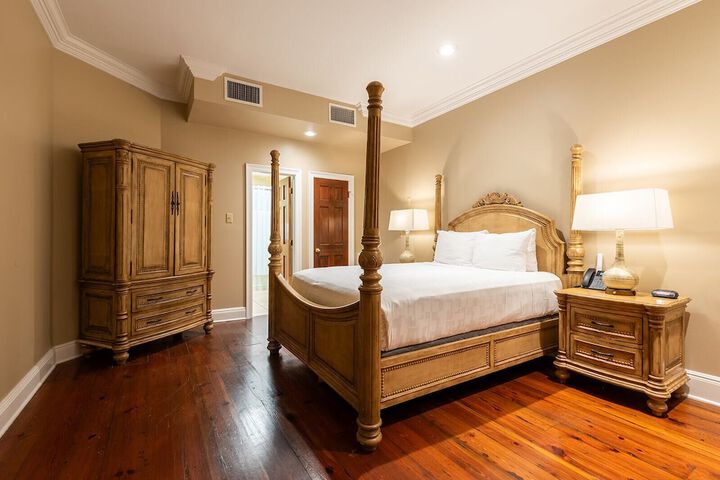 Room 16 of 59