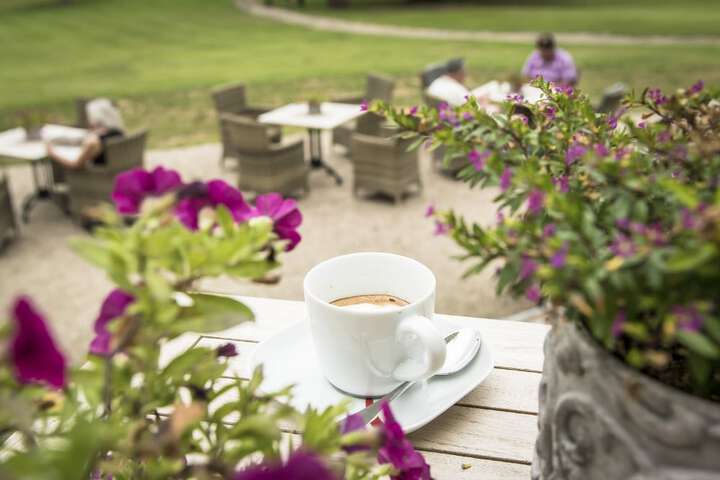 Breakfast/Coffee Service 52 of 84