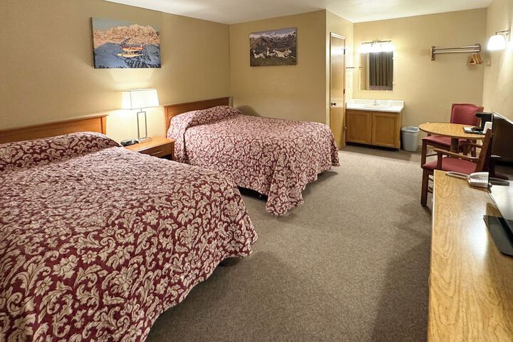 Room 10 of 43