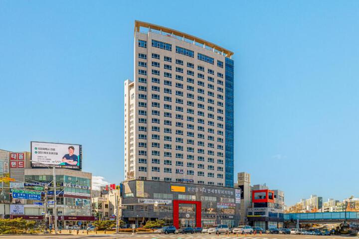 The Sky Hotel Cheonan