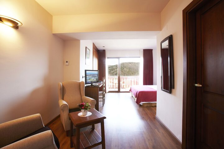 Room 7 of 34