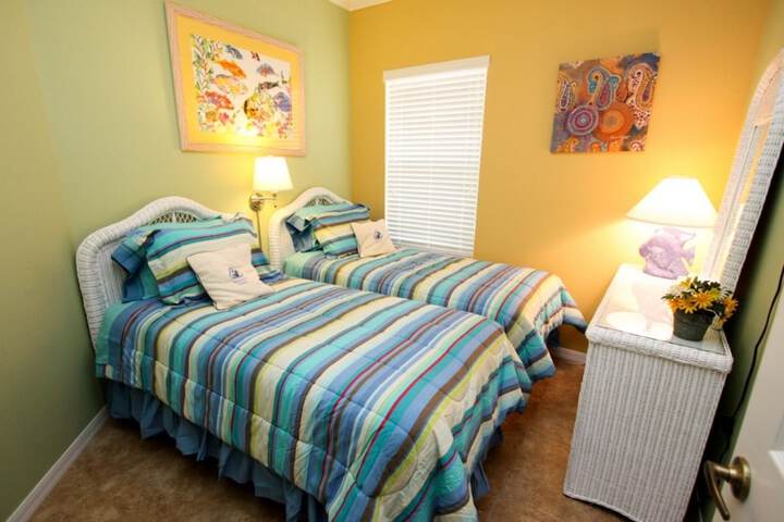Room 8 of 49