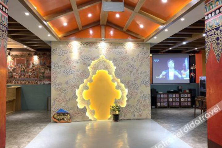 Hotel Interior 13 of 32