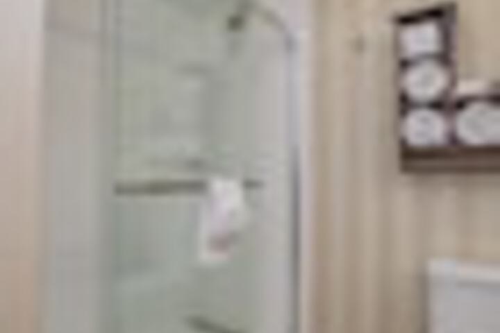 Room 83 of 123