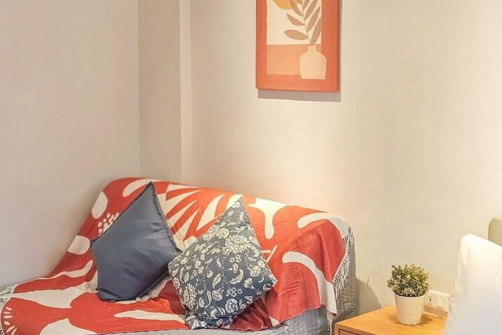 Room 5 of 35