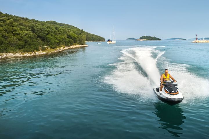 Water Sports 60 of 97