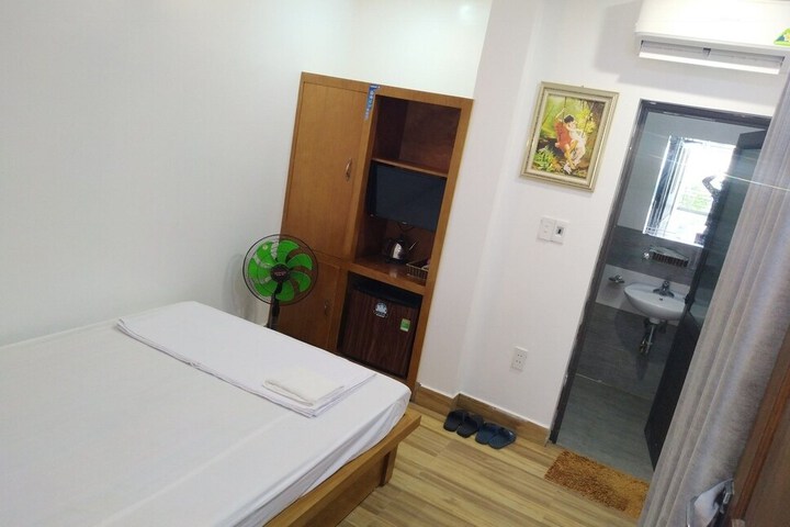 Room 12 of 39