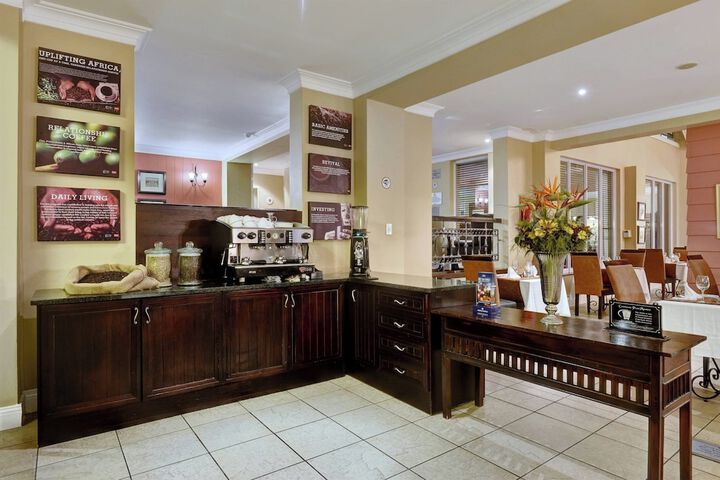 Dining Photos