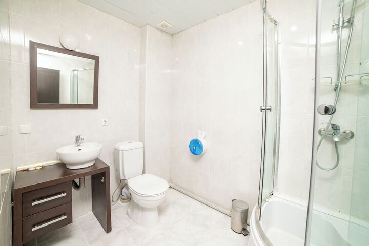 Room 21 of 26