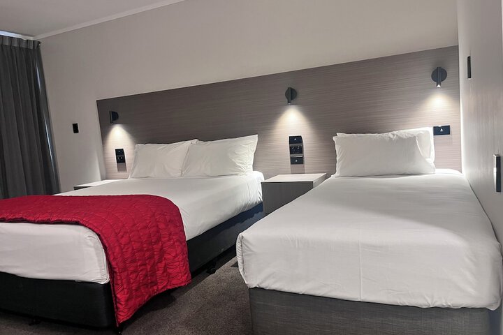 Room 11 of 39