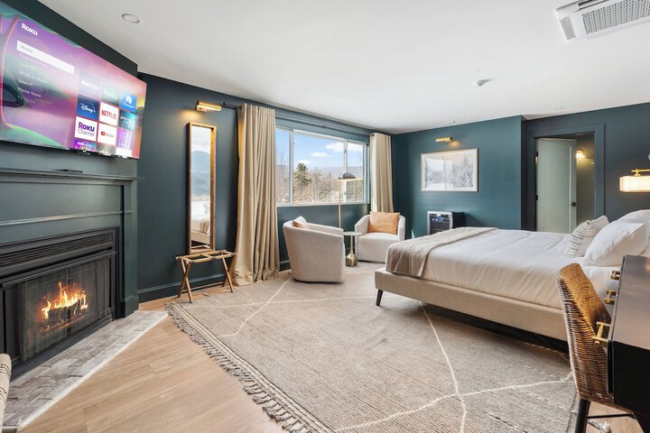 Family Suite (1 of 3)