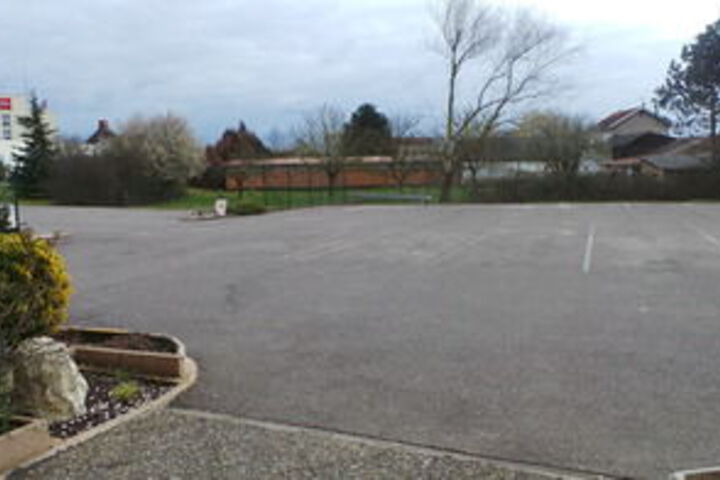 Property Grounds 17 of 24