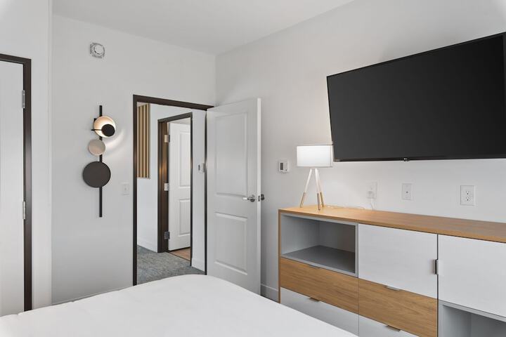 Room 19 of 55