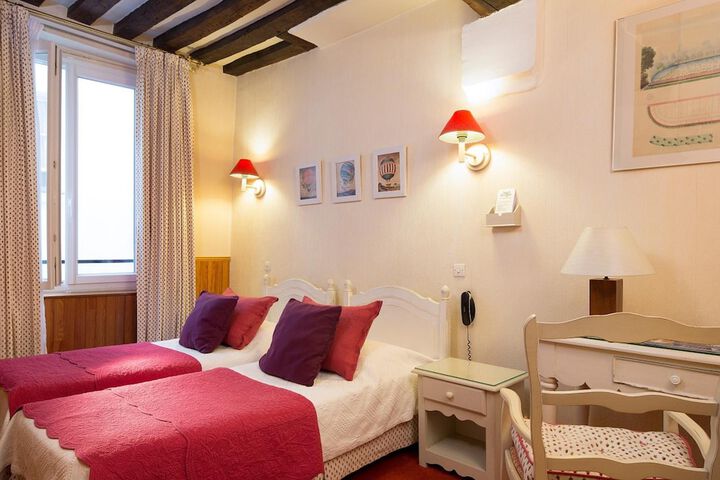 Room 14 of 31