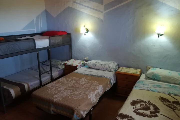 Room 11 of 14