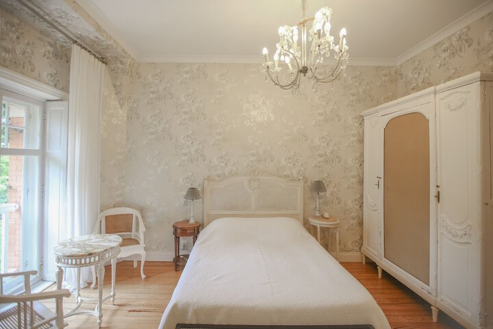 Room 4 of 59