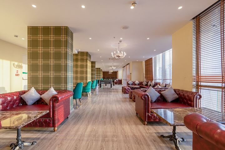 Lounge 57 of 67