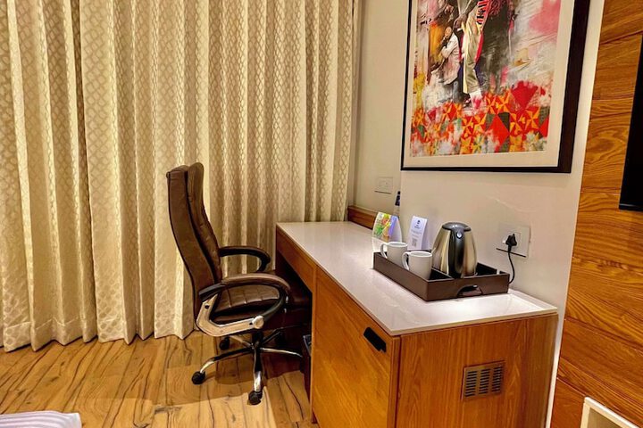 Room 14 of 22