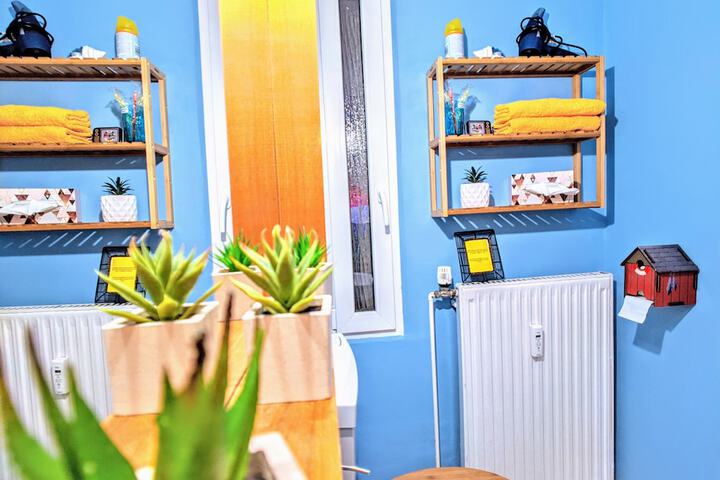 Room 65 of 86