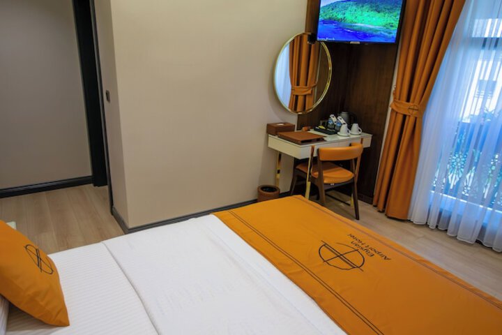 Room 54 of 106