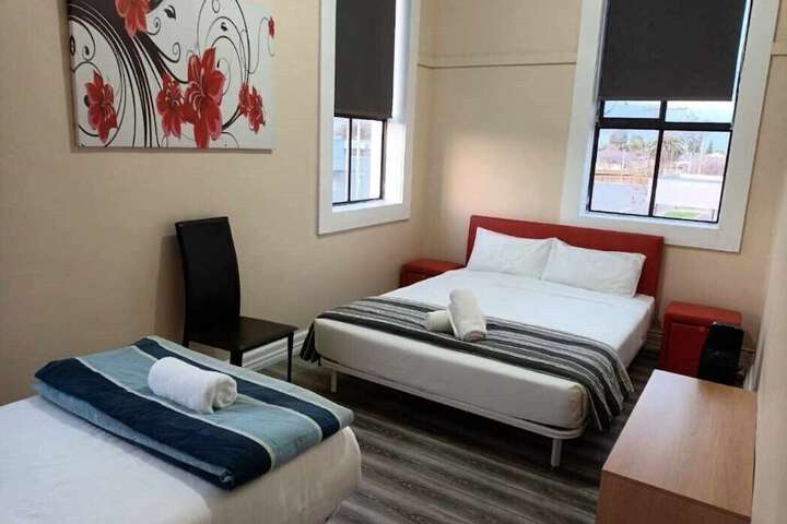 Room 18 of 43