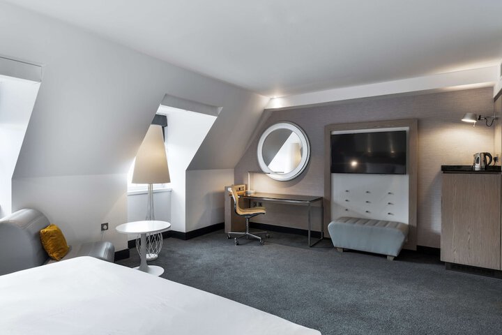 Room 47 of 134