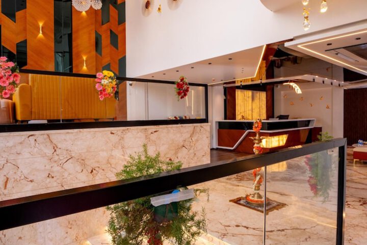 Hotel 2 of 74