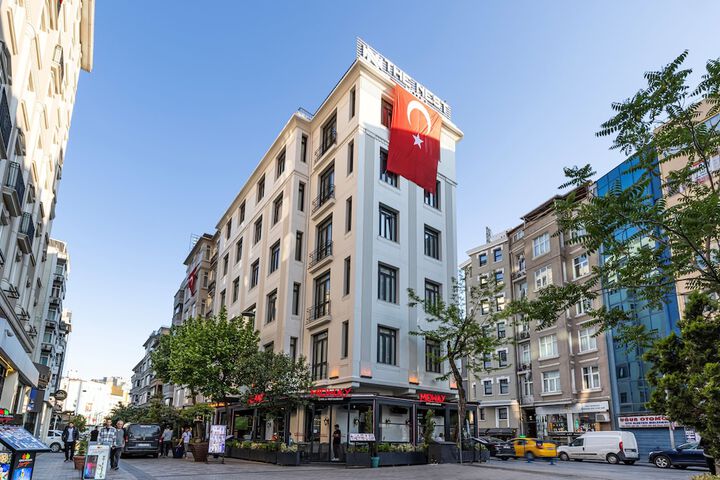 Hotel 64 of 64