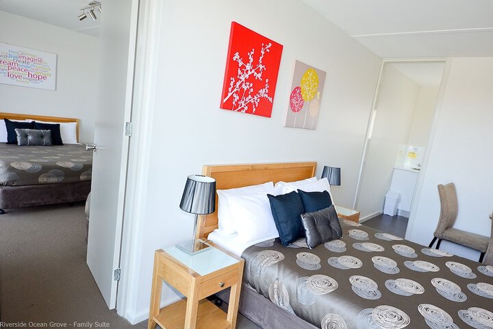 Room 3 of 48