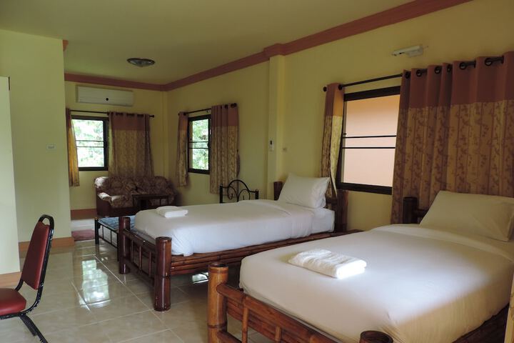 Room 2 of 54