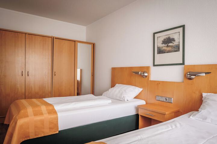 Room 5 of 14