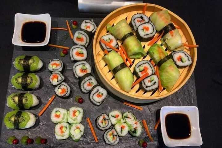 Dining 37 of 56
