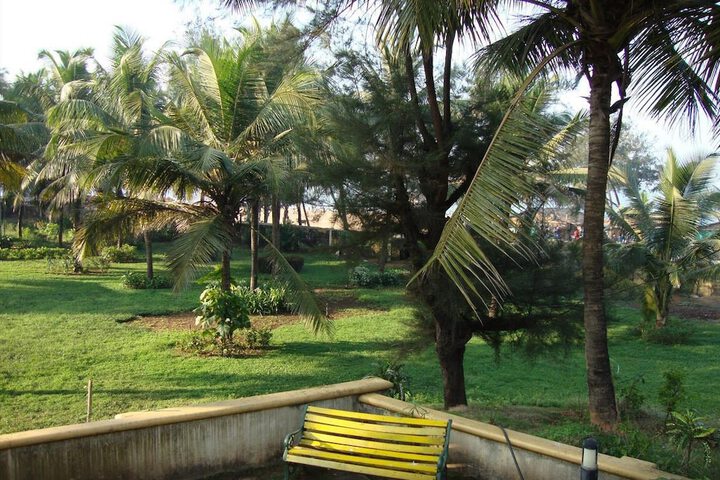 Hotel Exterior 17 of 23