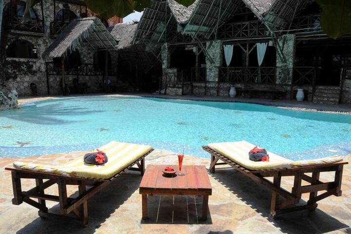 Pool 10 of 89