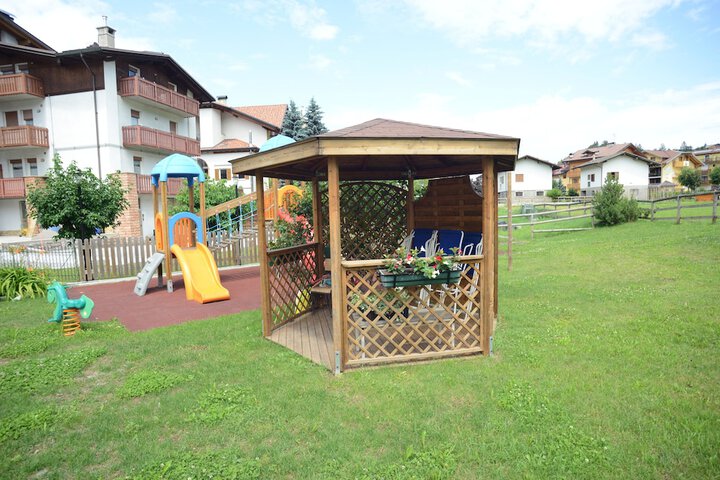 Children's play area - outdoor