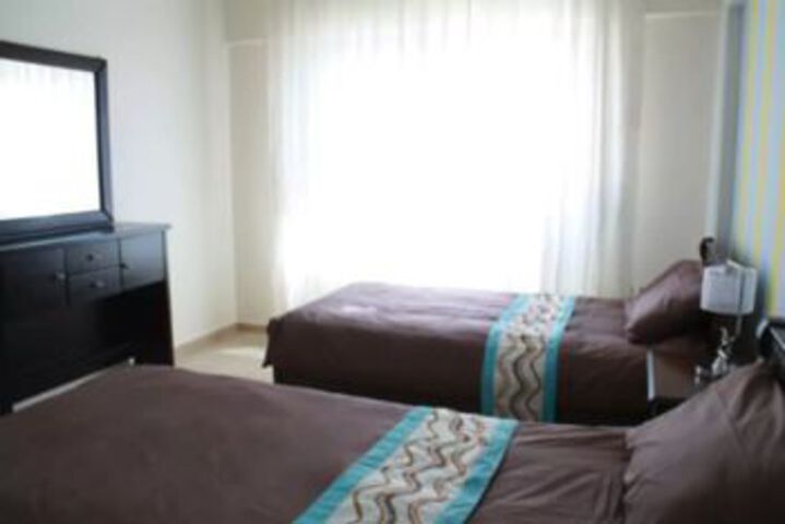 Room 8 of 43