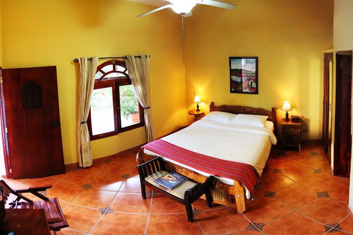 Room 4 of 39