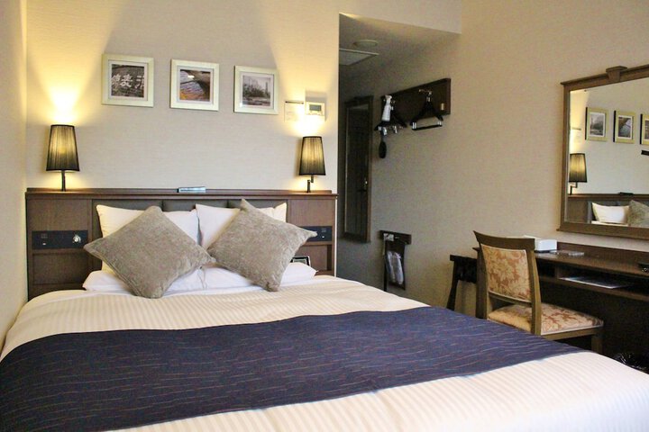 Room 18 of 62