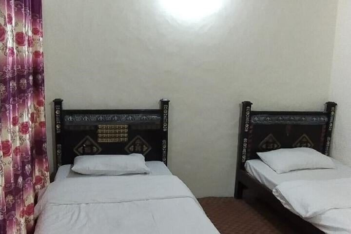 Room 3 of 18