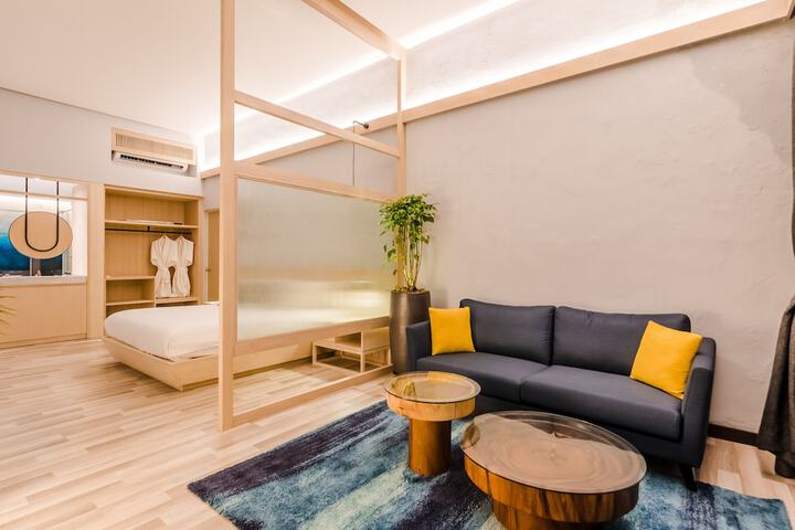 Room 19 of 67