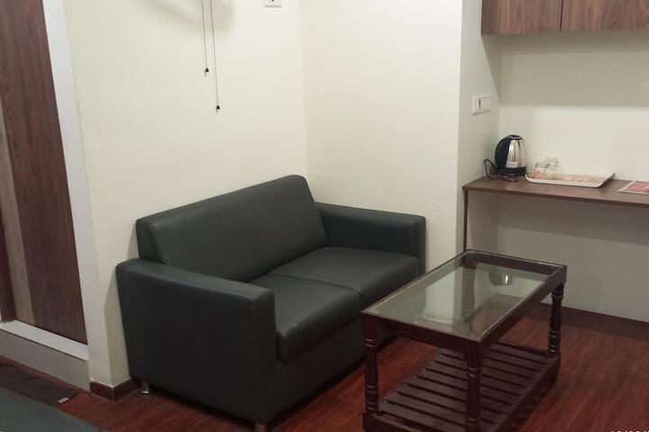 Room 30 of 39