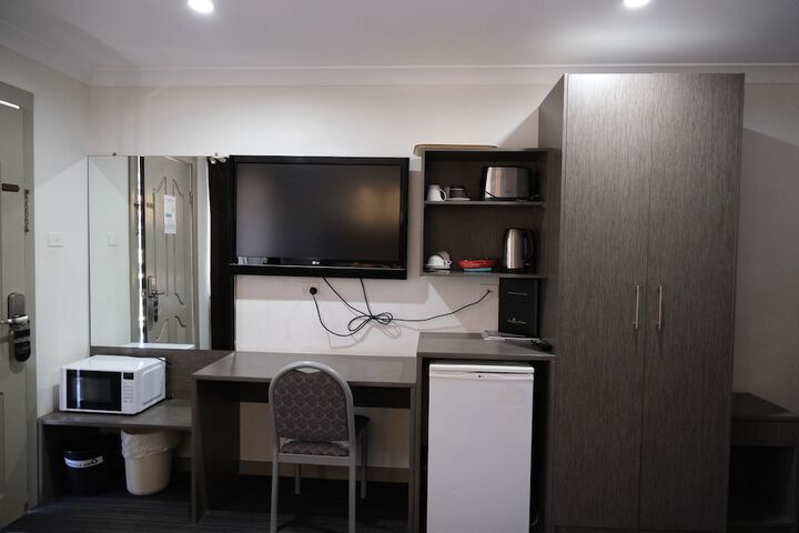 Room 59 of 169