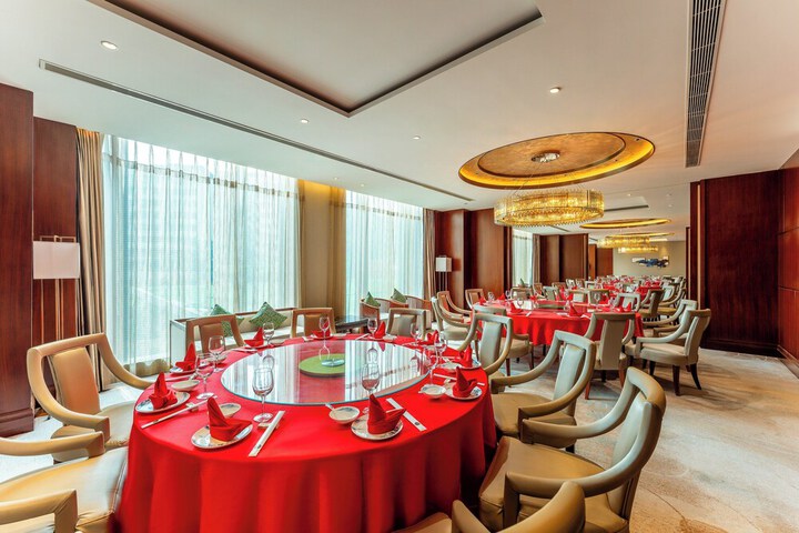 Dining 73 of 116