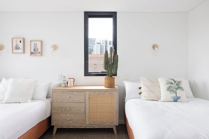Room 14 of 37