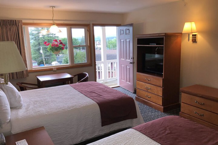 Room 11 of 30