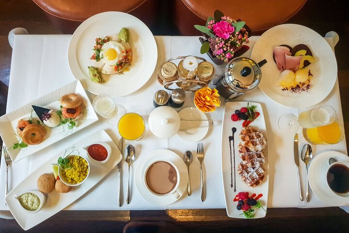 Breakfast/Coffee Service 132 of 142