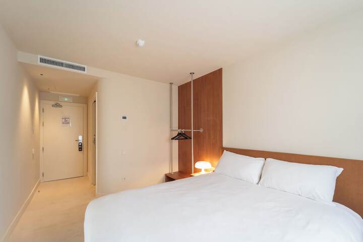 Room 12 of 54