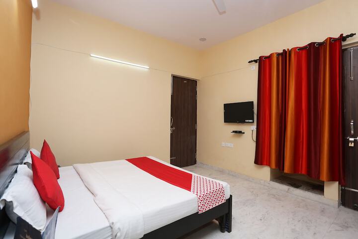 Room 7 of 15