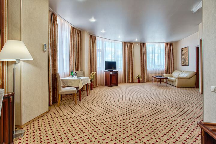 Room 22 of 43